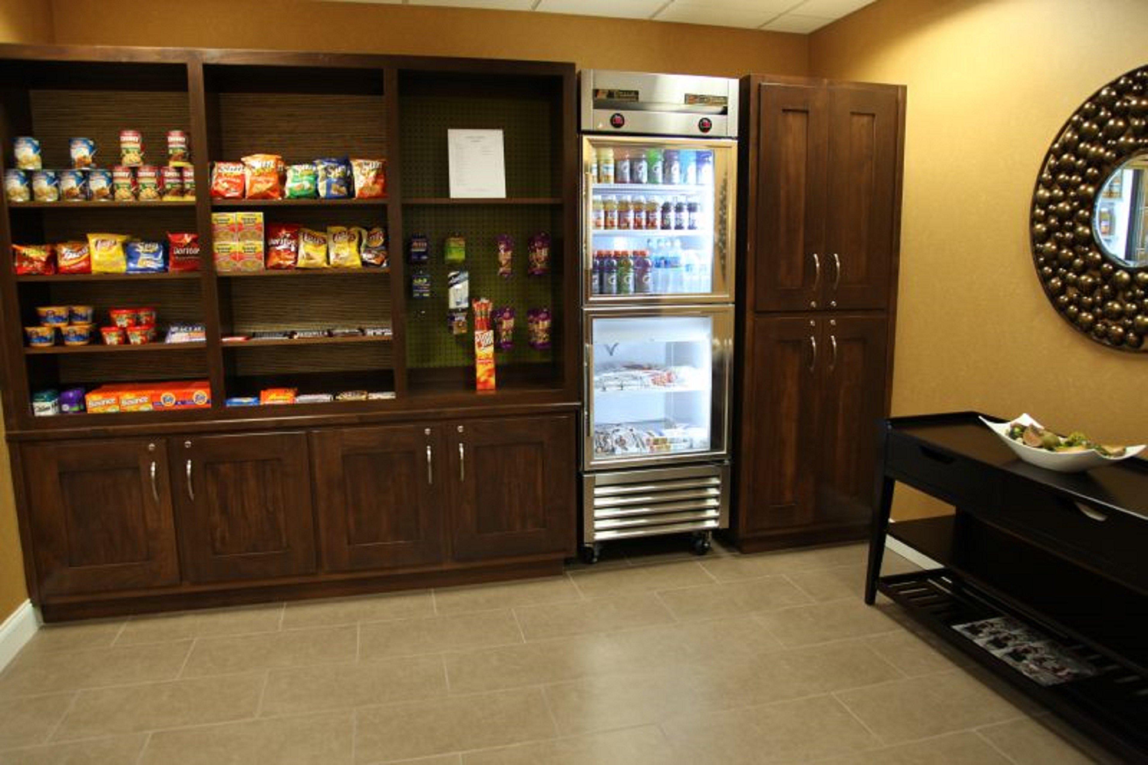 Holiday Inn Express & Suites - Huntsville Airport By Ihg Мадисон Ресторан фото