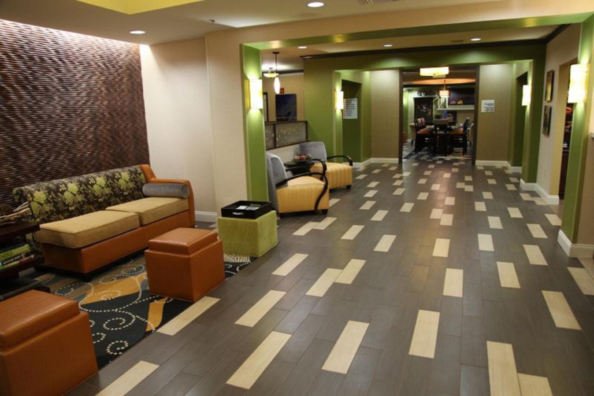 Holiday Inn Express & Suites - Huntsville Airport By Ihg Мадисон Экстерьер фото